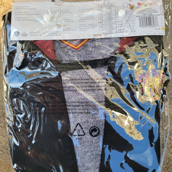 Rubie's Harry Potter Kids Costume - Black and Red - Picture 2 of 3